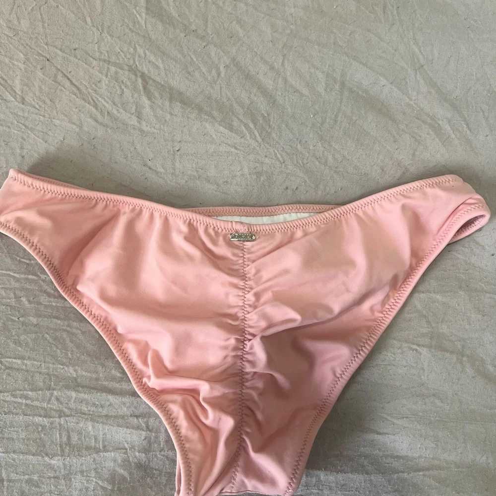 PINK Victoria's Secret Light Pink Ruched Bikini Bottoms - Picture 4 of 8